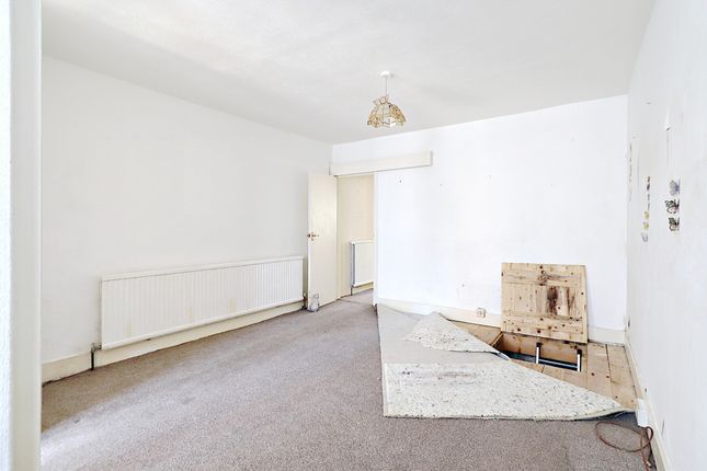 End terrace house for sale in Palace Road, Bromley