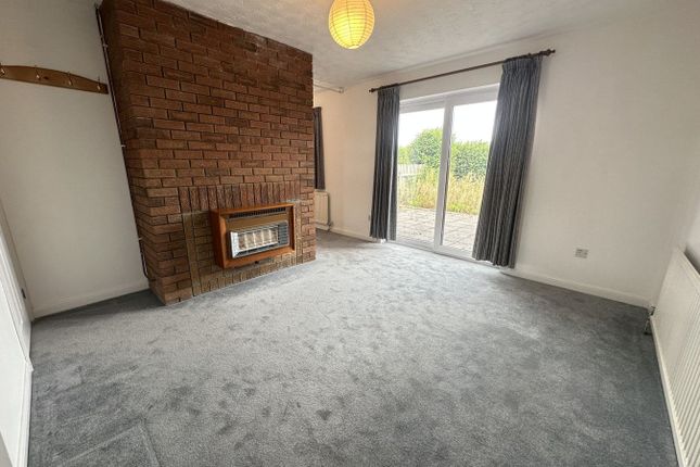 82, Pontwilym, Brecon photo 2