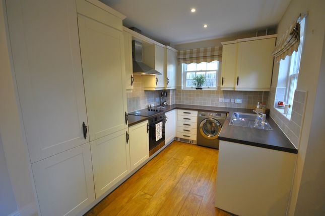 29, Pemberton Grove, Doncaster photo 3