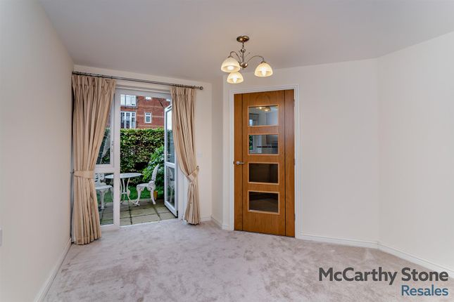 6 Catherine Court, Sopwith Road, Eastleigh photo 3