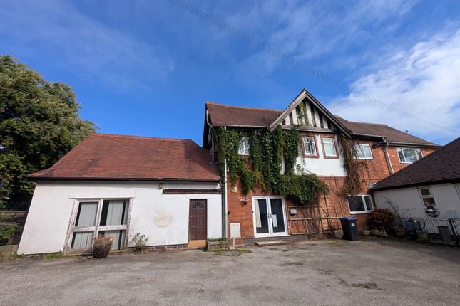 4-bed house on The Coach House, Station Road, Ashbourne, £350,000