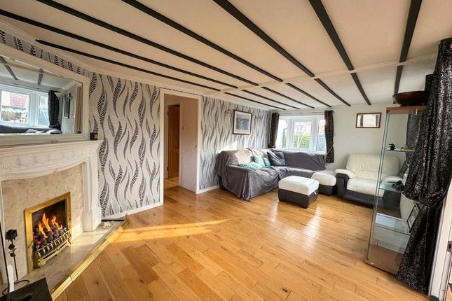 21, Woodcot Park, Stratford-upon-Avon photo 4