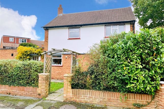 Thumbnail Detached house to rent in Whitehouse Way, Iver Heath, Buckinghamshire