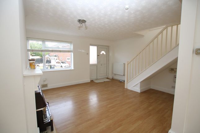 50, Rayfield Close, Dunmow photo 3