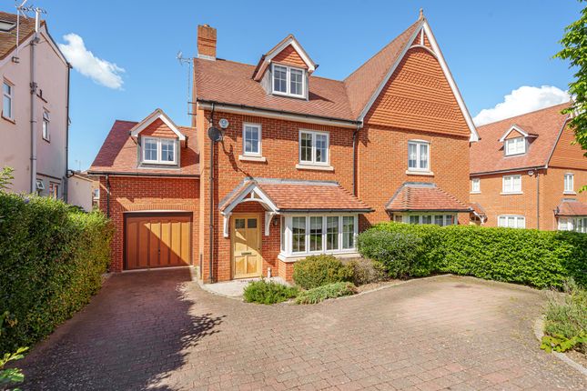Semi-detached house for sale in Belmont Road, Maidenhead