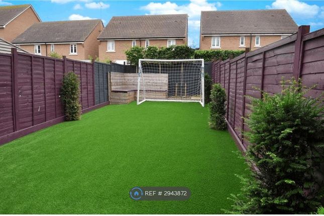 Frederick Place, Frogmore, St. Albans photo 4