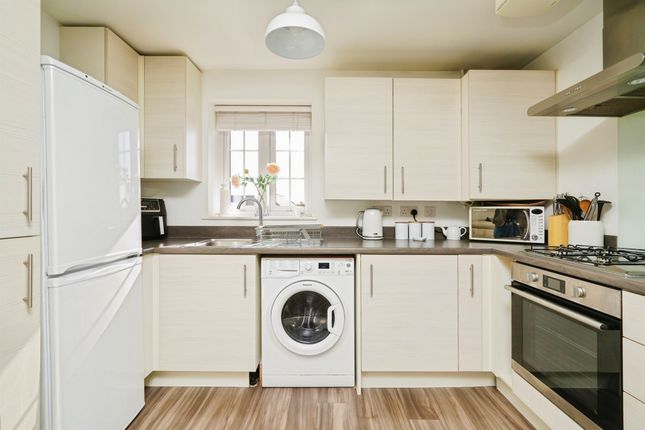 9c, Whitelands Way, Bicester photo 3