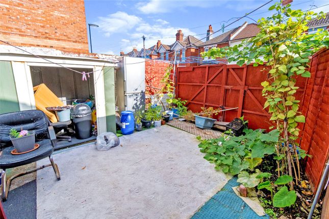 Flat for sale in Foundry Lane, Shirley, Southampton, Hampshire