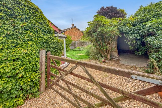 1, Orchard Terrace, Whittlesford photo 2
