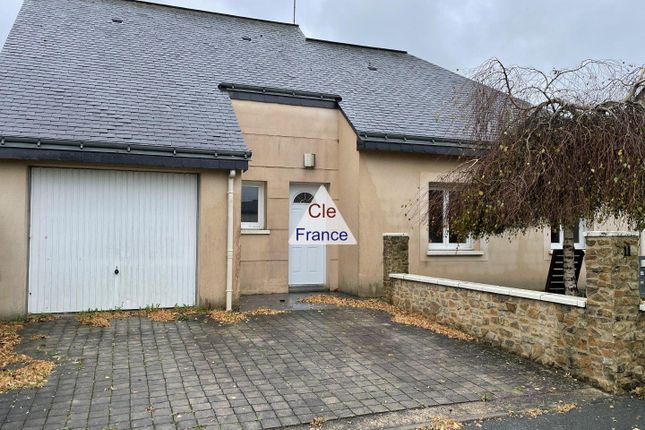 Thumbnail Detached house for sale in Chateauneuf-Sur-Sarthe, Pays-De-La-Loire, 49330, France