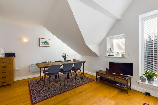 Apartment 3, 39, Rotherslade Road, Swansea photo 3