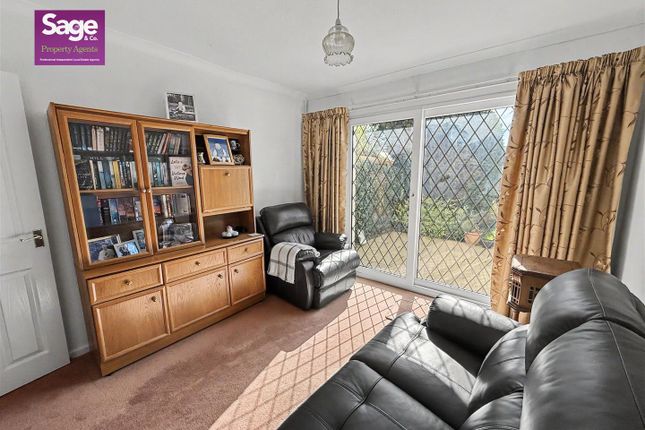 3, Sward Close, Newport photo 3