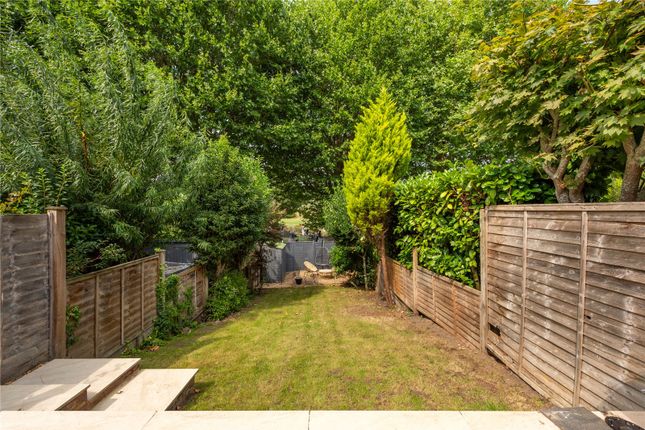 104, Rothes Road, Surrey photo 3