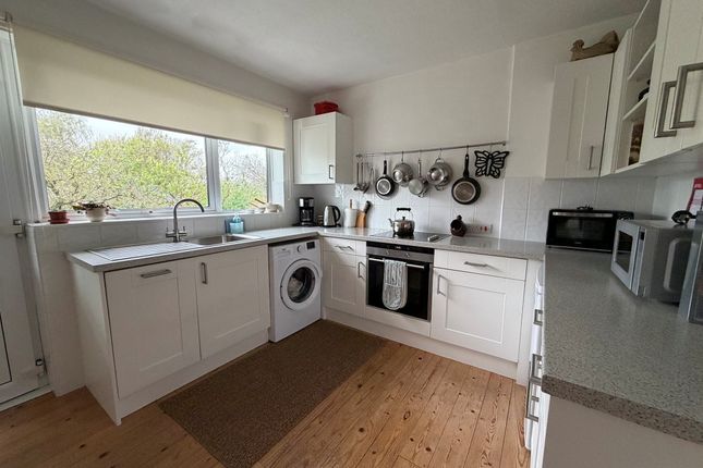 1, Wellands Close, Cullompton photo 2