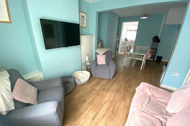 19, Tynant Street, Cardiff photo 4
