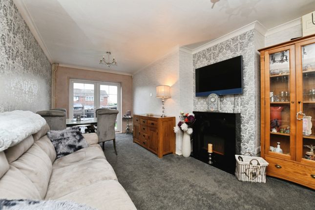 35, Cotswold Gardens, Essex photo 4
