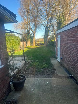 Bungalow to rent in Old Great North Road, Peterborough