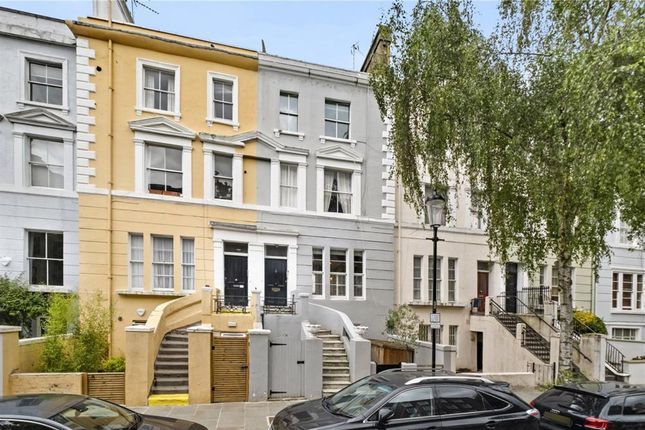 104a Clarendon Road, London photo 3