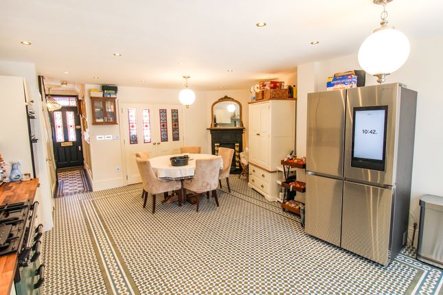 55, Pembroke Road, Walthamstow photo 5