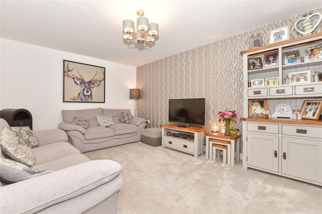 4-bed detached on Collier Street Yalding, Maidstone, £380,000