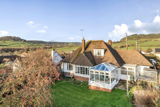 8, Stevens Cross Close, Devon photo 2