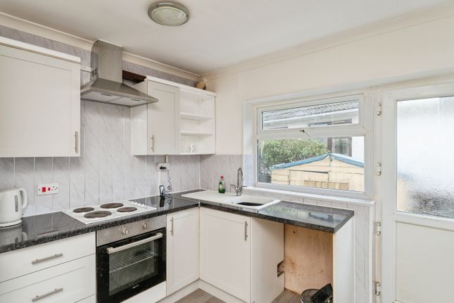 4, Overton Avenue, Prestatyn photo 4