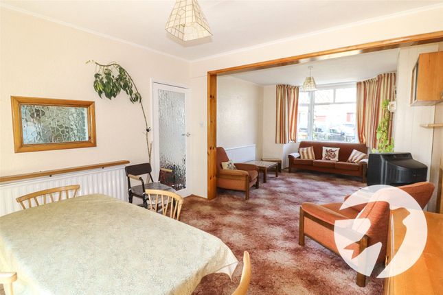 47, Shinglewell Road, Erith photo 3