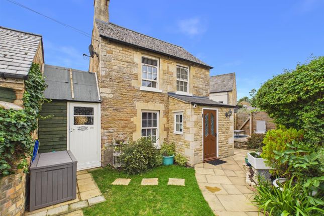 2-bed house on 11, The Green, Stamford, £400,000