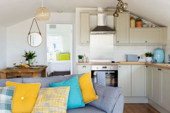 Kitchen Dining Area