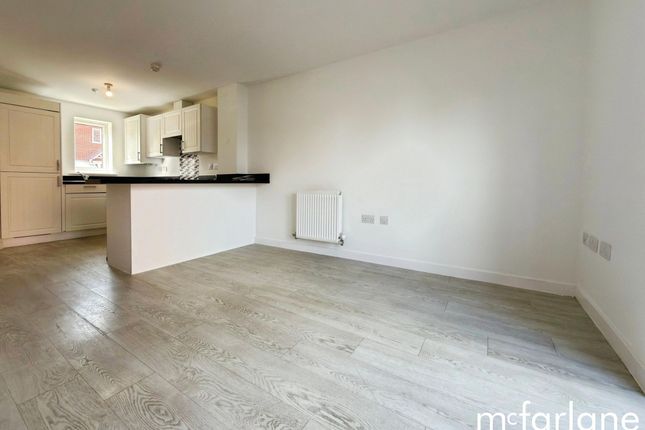 21 Brickworth Place, Swindon photo 2