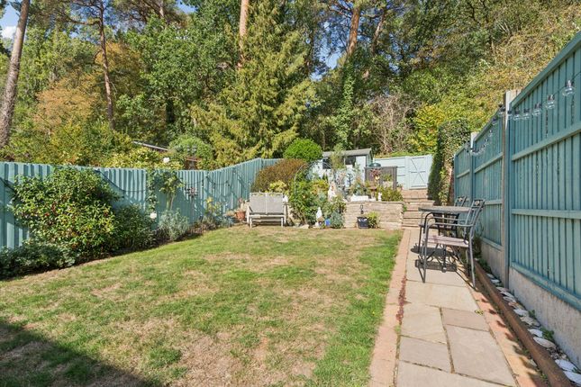 21 By The Wood, Watford photo 4