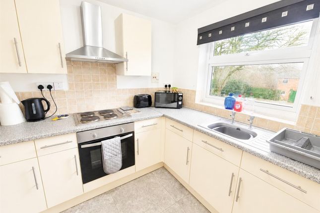 33a, Oakfields, Coleford photo 3