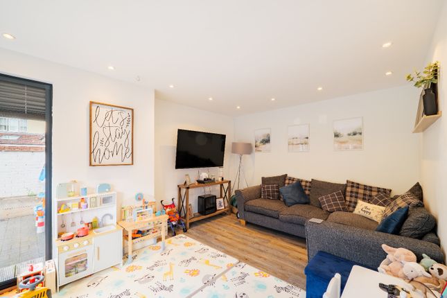 48, Russet Way, Norfolk photo 3