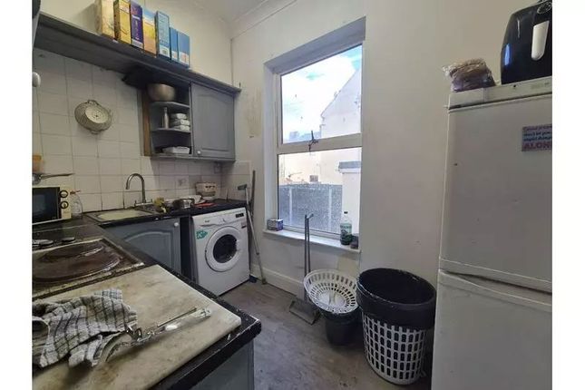 Flat 2, 43, Canterbury Road, Margate photo 4
