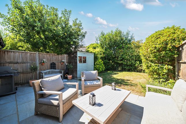 Cedar Cottage, 33, Kings Road, Guildford photo 4