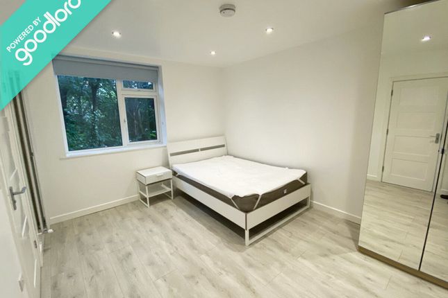 Thumbnail Room to rent in Back Grafton Street, Altrincham