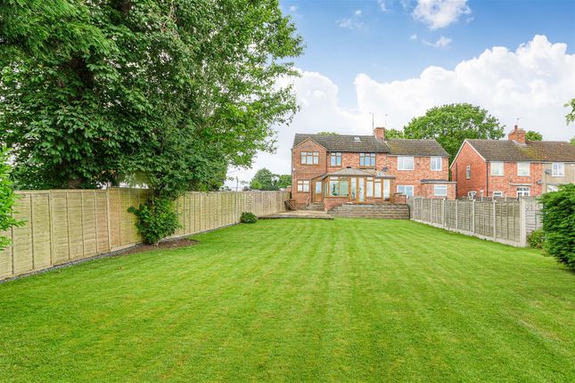 59, Doddington Road, Wellingborough photo 3