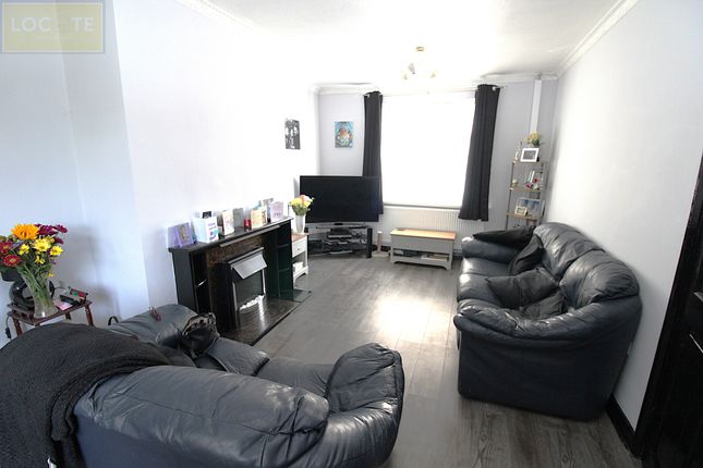 174 Davyhulme Road, Manchester photo 2