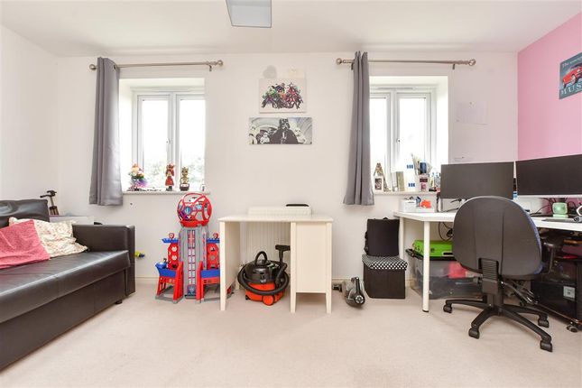 Town house for sale in Melrose Close, Loose, Maidstone, Kent