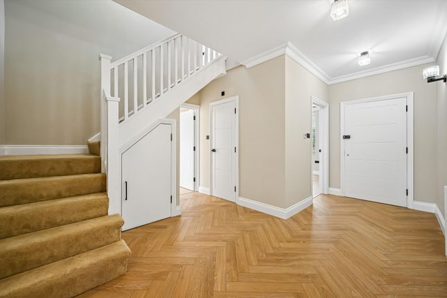 9, Beech Walk, London photo 4