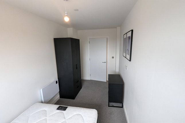 Apartment 503, Paragon, 48 Seymour Grove, Manchester photo 5