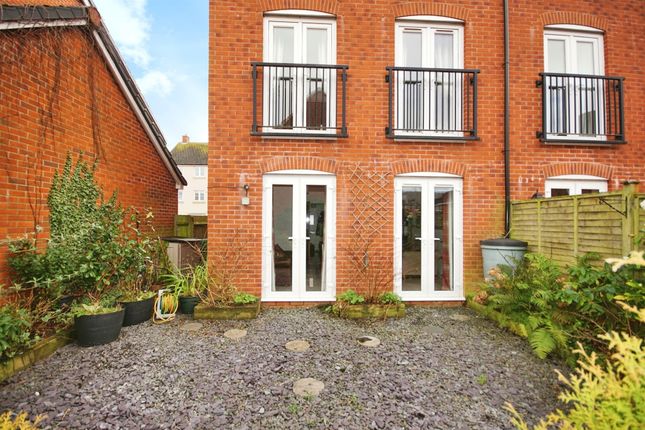 Town house for sale in Hollybrook Mews, Yate, Bristol