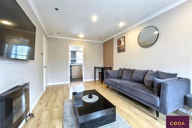 47, Mahon Court, Glasgow photo 3