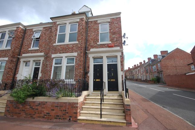 Maisonette to rent in Brighton Road, Gateshead