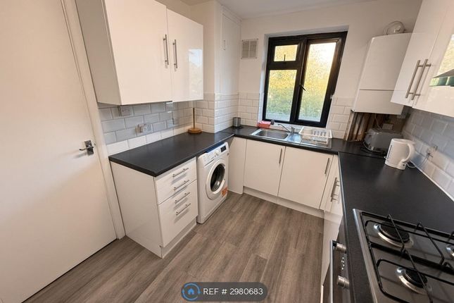 Wydeville Manor Road, London photo 3