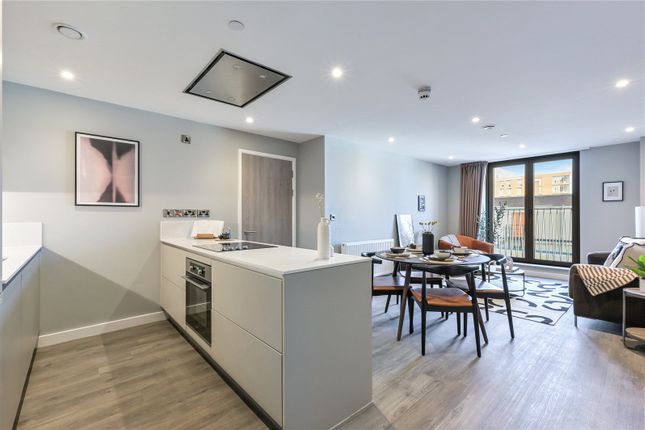 Spinners Yard 2 Bed (Furnished),, Spinners Yard, Leeds photo 4