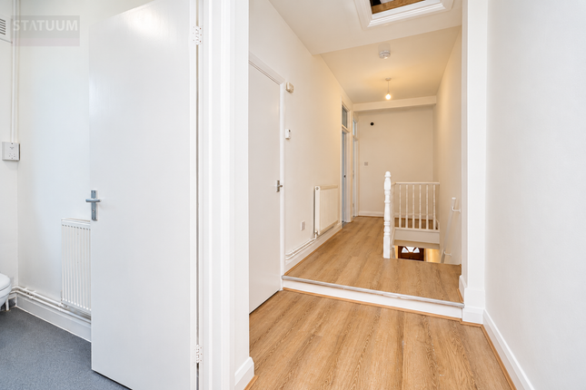 88, Keogh Road, London photo 4