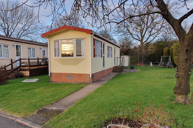 Mobile/park home for sale in St. Christophers Park, Ellistown, Leicestershire