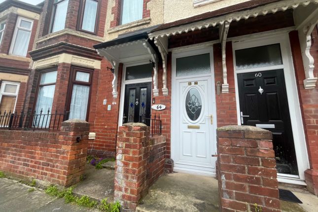Thumbnail Flat to rent in Richmond Road, South Shields