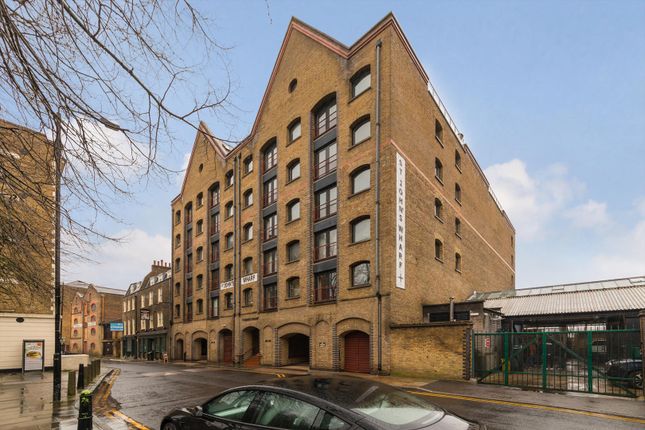 Flat for sale in St Johns Wharf, Wapping High Street, London